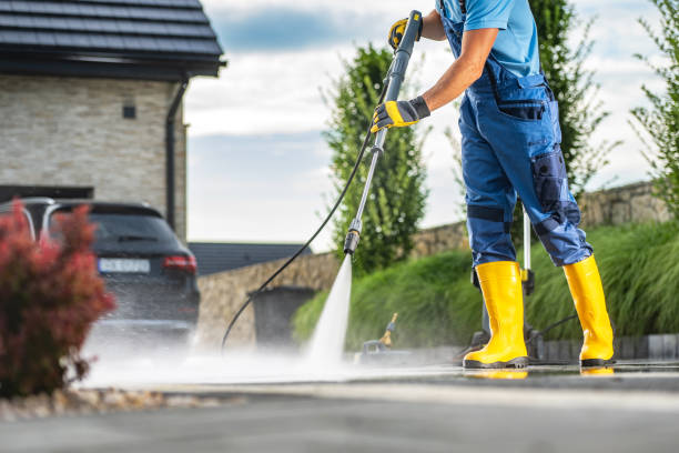 Garage Pressure Washing in Meadowdale, WA